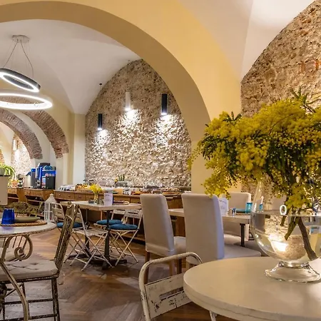 Hotel Agave In Citta Livorno